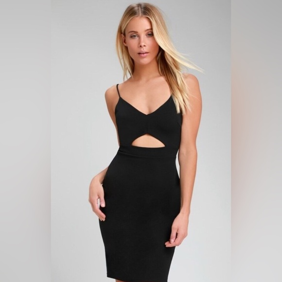 Lulus Dresses & Skirts - Lulu’s Chic Peek Magenta Cutout Bodycon Dress Sz. Medium